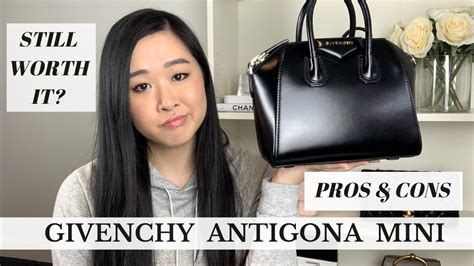 givenchy antigona mini inside